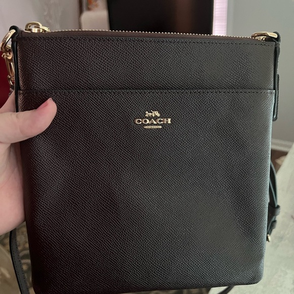 Coach purse Black - Picture 1 of 6